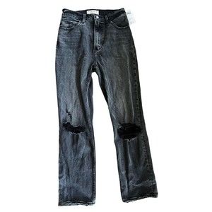 NWT Abercrombie & Fitch The Ankle Straight Ultra High Rise Size 2 (size 26)